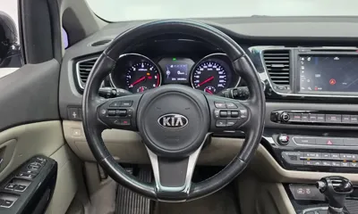 Kia Canival 2016, 191583 км, за 7900000 KRW - фото 13