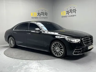 Mercedes-Benz S-Class · 2021 год
