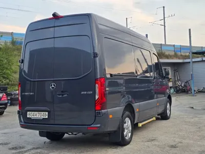 Mercedes-Benz Sprinter 2021, 64958 км, за 52600000 KRW