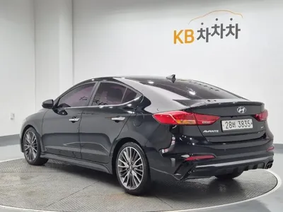 Hyundai Avante 2018, 109000 км, за 9500000 KRW - фото 2