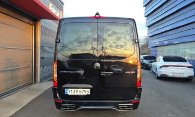 Mercedes-Benz Sprinter 2024, 25493 км, за 109000000 KRW
