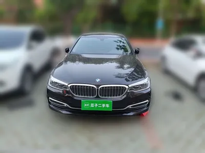 BMW 5 Series 2020, 105100 км, за 174361.11 CNY