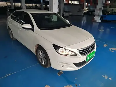 Peugeot 408 2015, 54500 км, за 19600 CNY