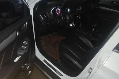 Roewe RX5 2016, 92700 км, за 28449.53 CNY - фото 16