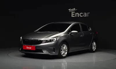 Kia K3 · 2017 год