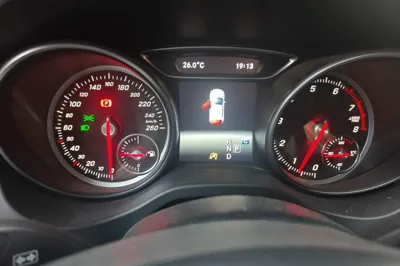 Mercedes-Benz GLA 2018, 155000 км, за 61970.29 CNY - фото 12