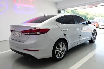 Hyundai Avante 2018, 96112 км, за 10200000 KRW - фото 5