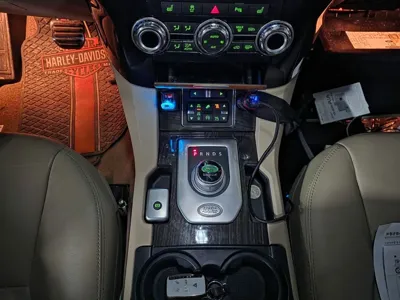 Land Rover Discovery 2016, 90000 км, за 29990000 KRW - фото 5
