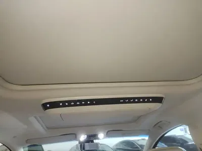 Buick GL8 Hybrid 2025, 14400 км, за 302500 CNY - фото 18
