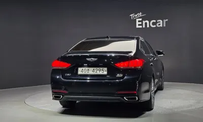 Hyundai Genesis 2015, 168964 км, за 9000000 KRW
