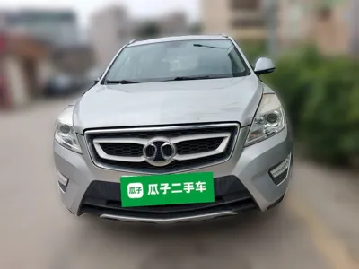 BAIC Senova X65 2015, 100800 км, за 26244.93 CNY