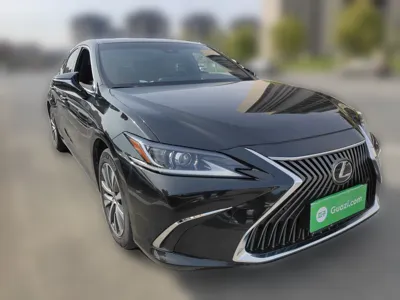 Lexus ES 2020, 138900 км, за 159561.94 CNY