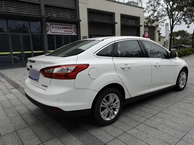 Ford Focus 2015, 90000 км, за 13600 CNY - фото 7