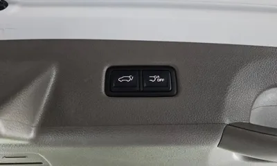 Kia Canival 2023, 41177 км, за 30900000 KRW - фото 20