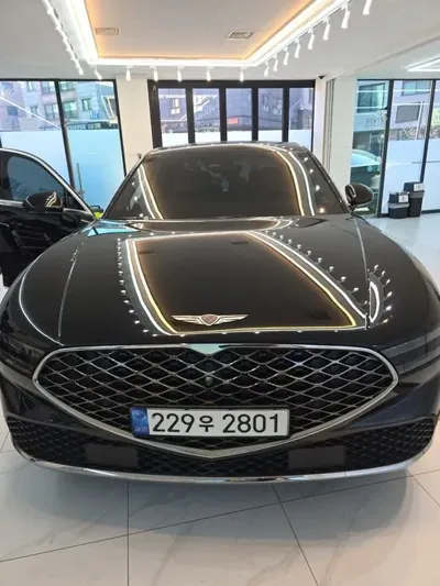 Genesis G90 · 2022 год