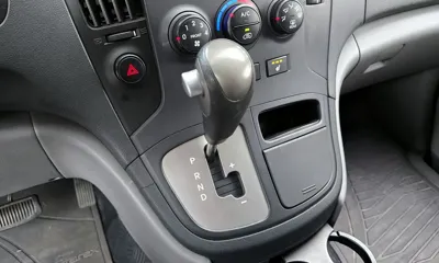 Hyundai Starex 2015, 142144 км, за 7700000 KRW - фото 9