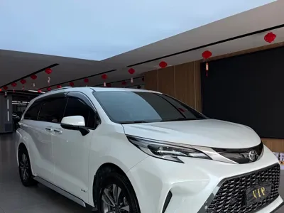 Toyota Granvia 2024, 28000 км, за 259800 CNY