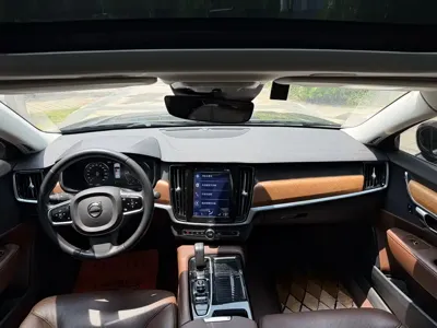 Volvo S90 PHEV 2019, 110000 км, за 112800 CNY - фото 7