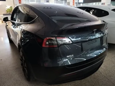 Tesla Model Y 2024, 44200 км, за 200431.33 CNY - фото 4