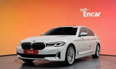 BMW 5-Series · 2023 год