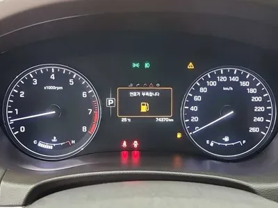 Hyundai Genesis 2016, 74350 км, за 12900000 KRW - фото 8