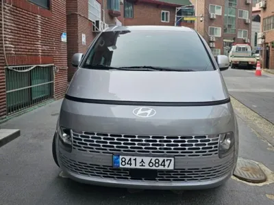 Hyundai Staria · 2025 год