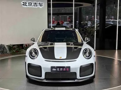 Porsche 911 2018, 6000 км, за 2488800 CNY - фото 1