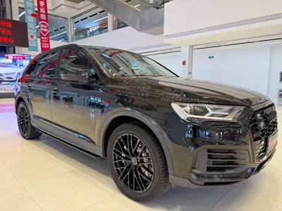 Audi Q7 2024, 90000 км, за 319000 CNY - фото 2