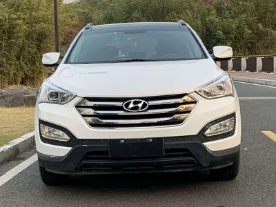 Hyundai Santa Fe 2015, 81000 км, за 30500 CNY