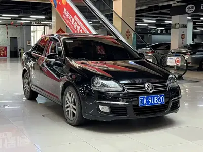 Volkswagen Sagitar 2011, 97000 км, за 15000 CNY