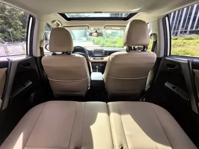 Toyota RAV4 2017, 93000 км, за 63800 CNY - фото 5