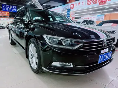 Volkswagen Magotan 2019, 130000 км, за 85800 CNY