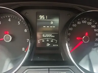 Volkswagen Lavida 2016, 162800 км, за 20900 CNY - фото 8