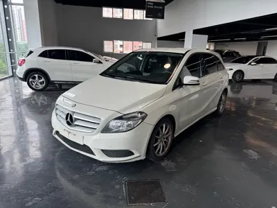 Mercedes-Benz B-Class · 2013 год