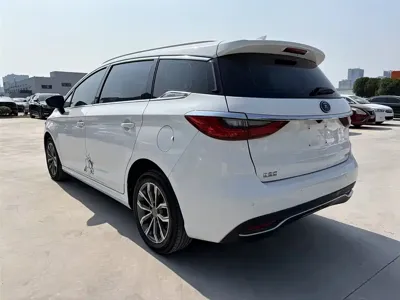 BYD MAX 2020, 49600 км, за 33600 CNY - фото 8