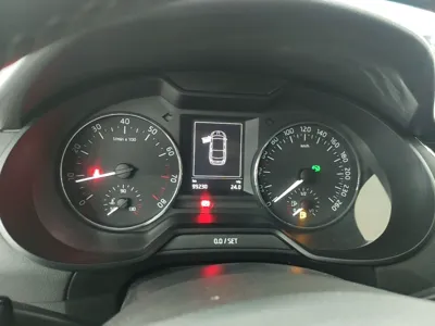 Skoda Octavia 2017, 99200 км, за 50197.09 CNY - фото 15