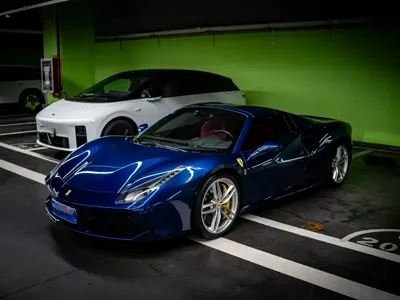 Ferrari 488 · 2018 год