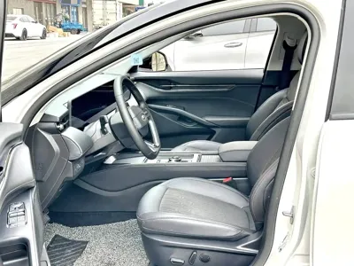 Ford Mondeo 2023, 20000 км, за 89800 CNY
