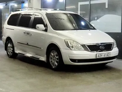 Kia Canival · 2012 год