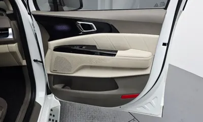 Kia Canival 2023, 117376 км, за 31300000 KRW - фото 25