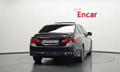 Honda Accord 2017, 162840 км, за 10500000 KRW