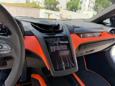 Lamborghini Revuelto 2025, 1900 км, за 933690000 KRW - фото 9