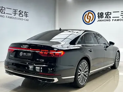 Audi A8 2026, 1000 км, за 618800 CNY - фото 25