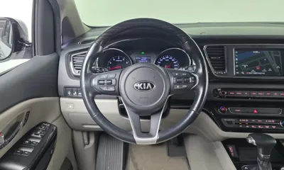 Kia Canival 2019, 172446 км, за 14500000 KRW - фото 13