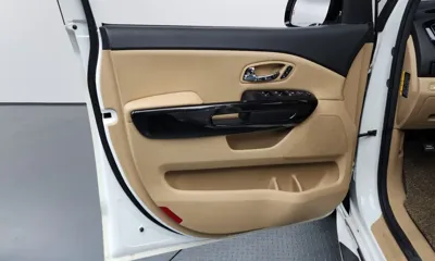 Kia Canival 2017, 117121 км, за 12500000 KRW - фото 24