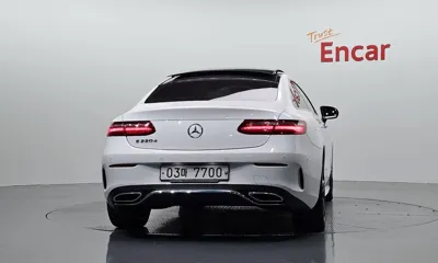 Mercedes-Benz E-Class 2017, 102478 км, за 21900000 KRW