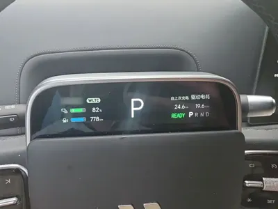 Li Auto Li L9 2022, 56900 км, за 213400 CNY