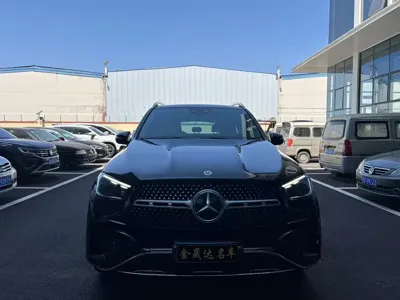 Mercedes-Benz 奔驰GLE(进口) 2023, 37000 км, за 418800 CNY