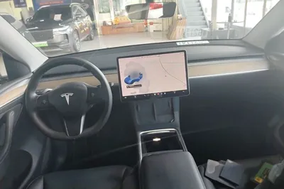 Tesla Model Y 2021, 60400 км, за 172077 CNY - фото 12