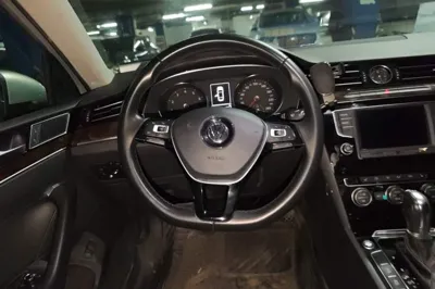 Volkswagen Magotan 2017, 94700 км, за 61945.89 CNY - фото 10